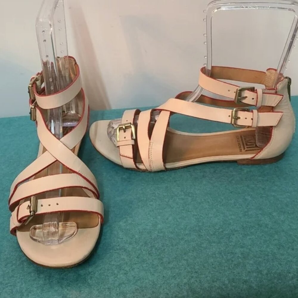 Pour LA Victoire Sandals